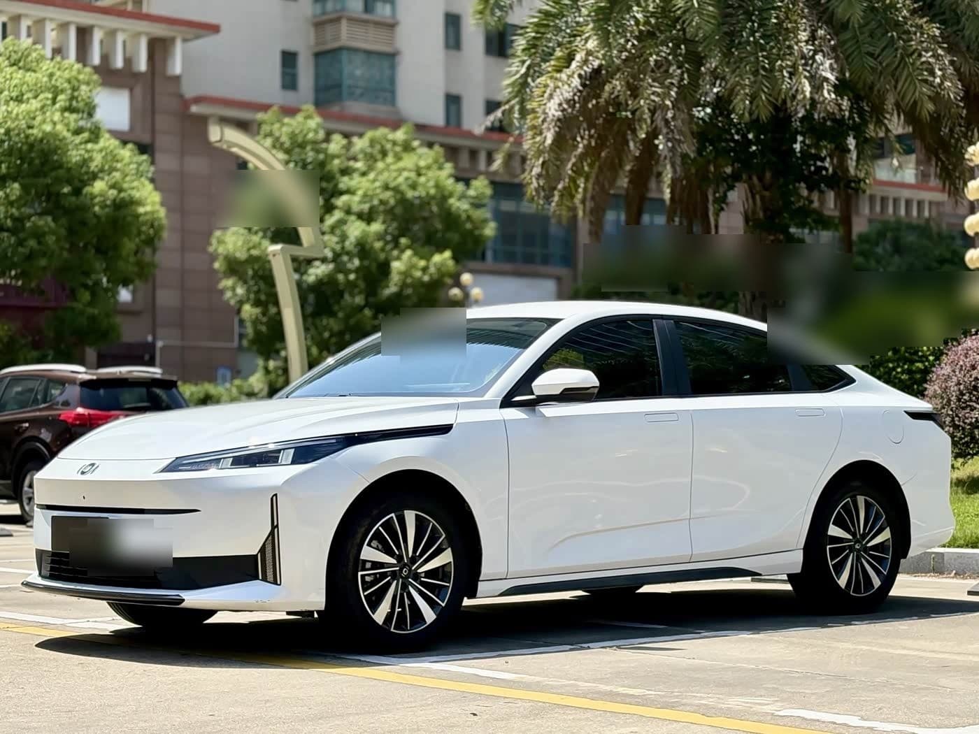 2023 Changan Qiyuan A05 front exterior
