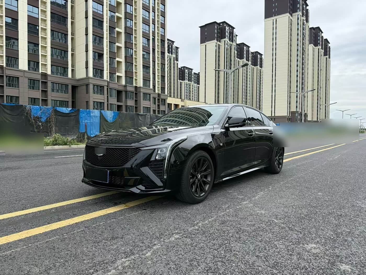 2025 Cadillac CT5 front exterior