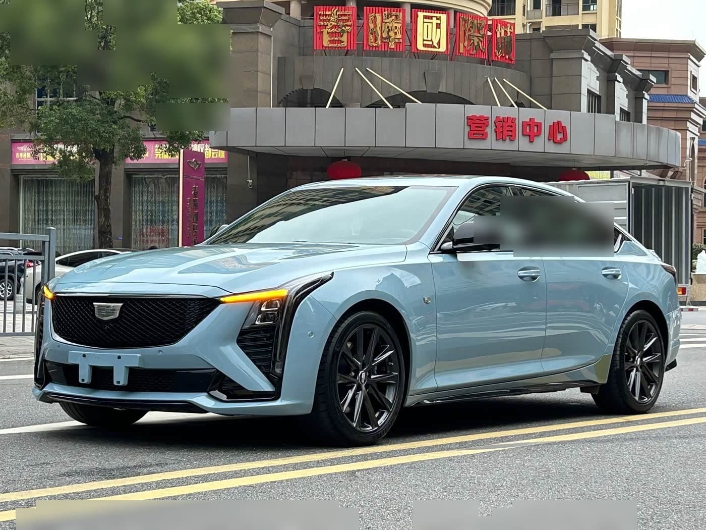 2025 Cadillac CT5 front exterior
