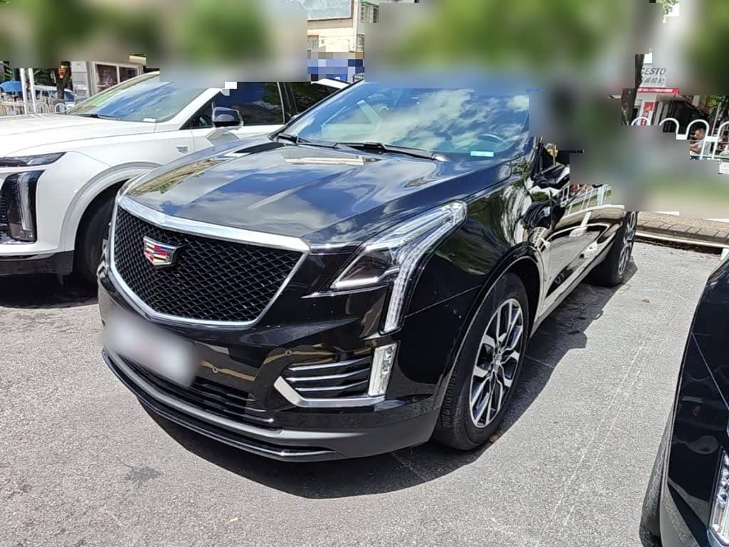 2023 Cadillac XT5 front exterior