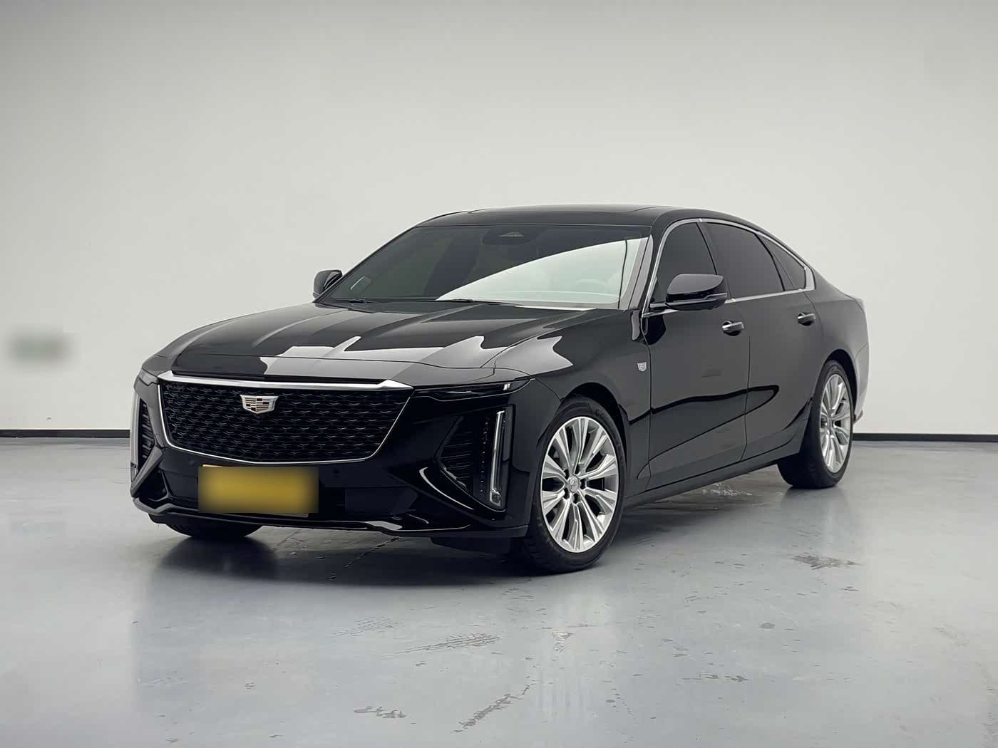 2023 Cadillac CT6 front exterior