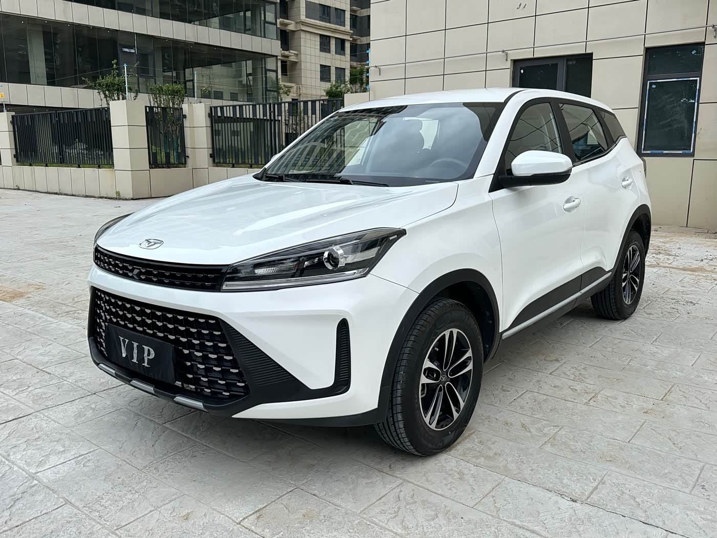 2025 Cowin Xuanjie Pro front exterior