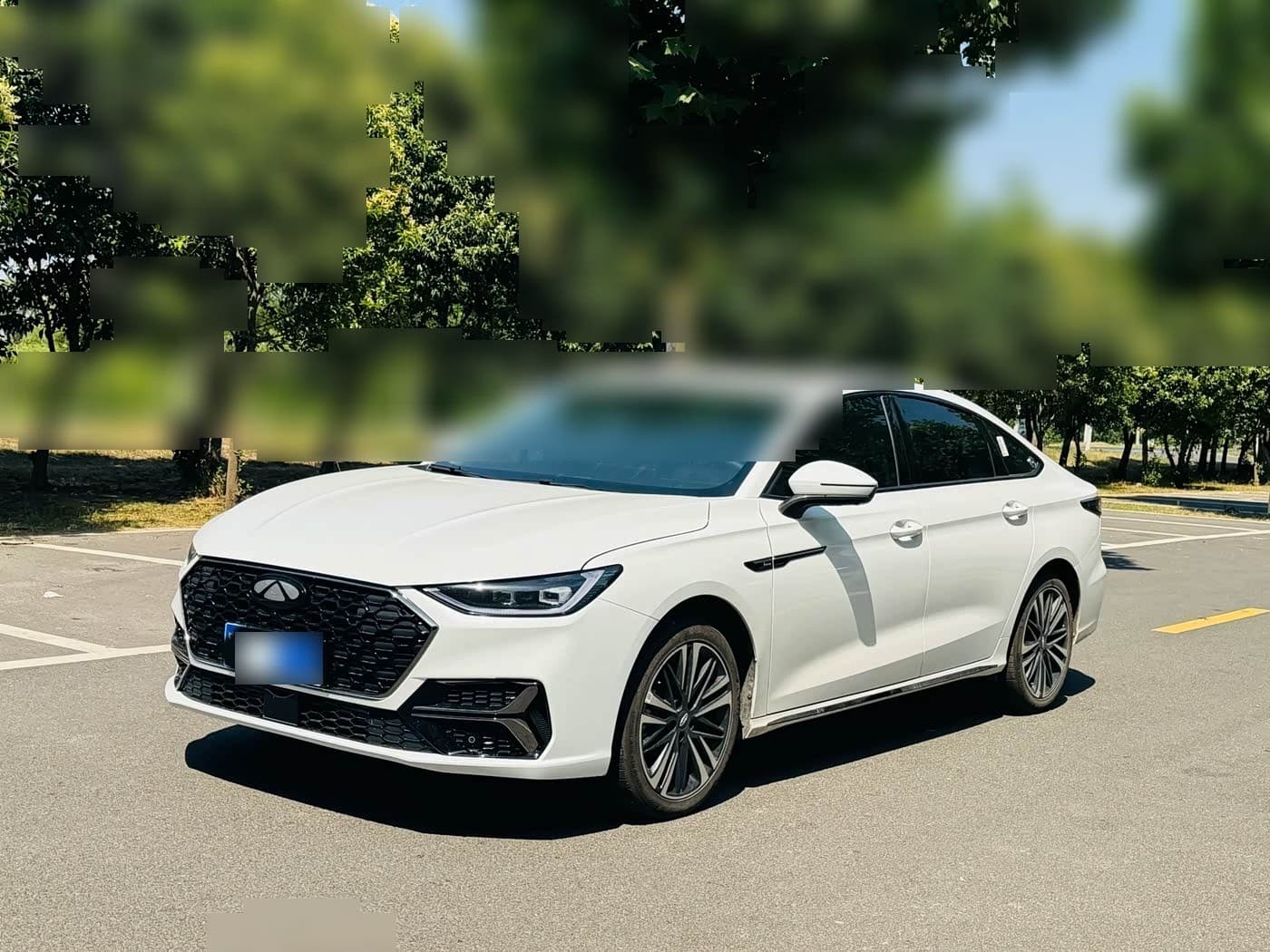 2025 Chery Arrizo 8 PRO front exterior