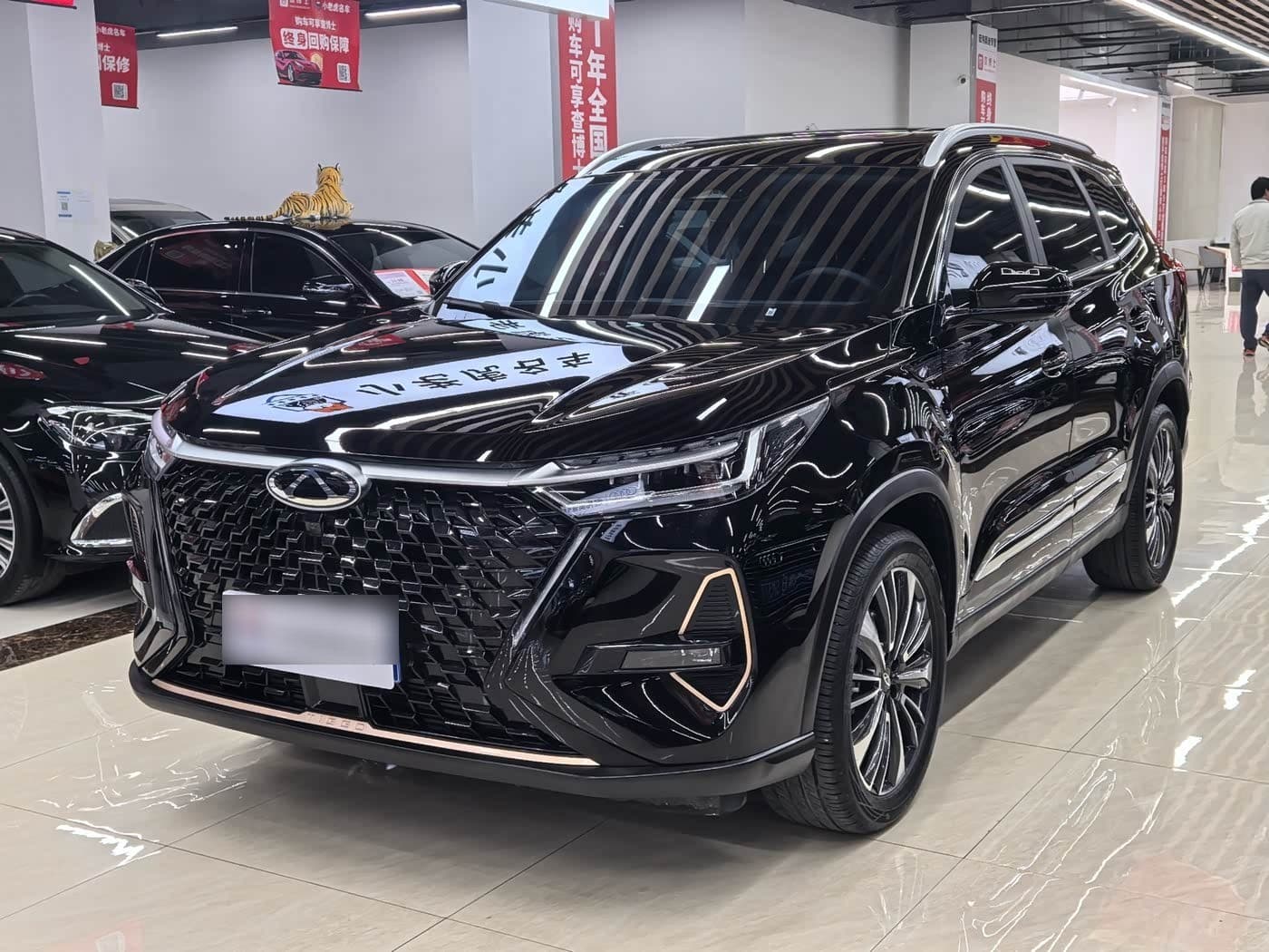 2023 Chery Tiggo 8 PRO front exterior