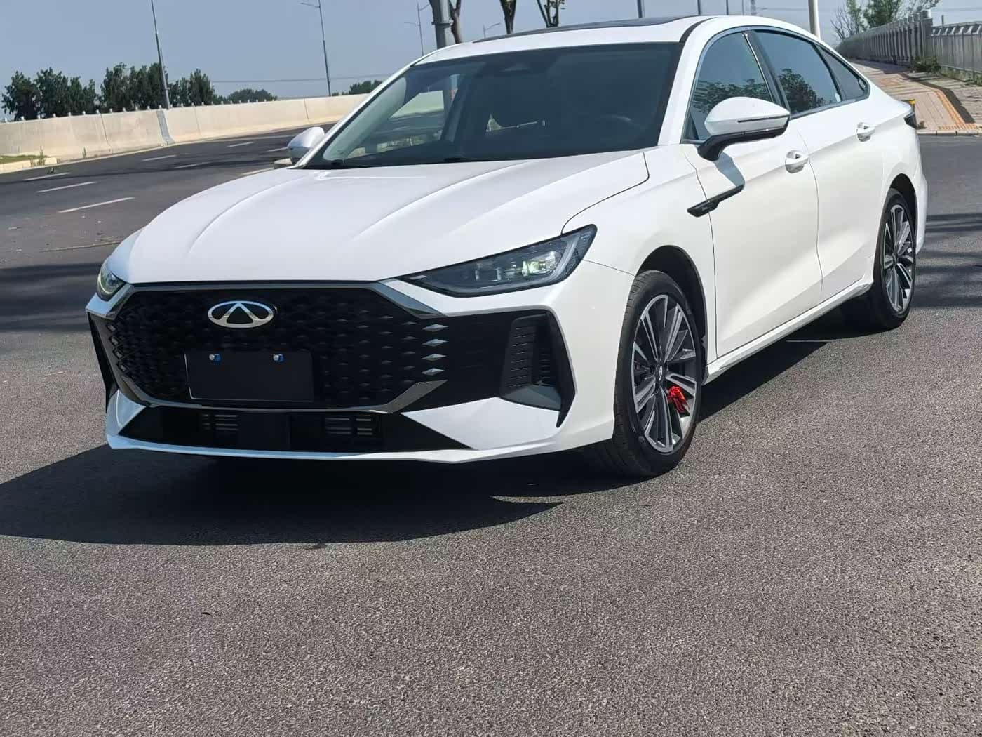 2025 Chery Arrizo 8 PRO