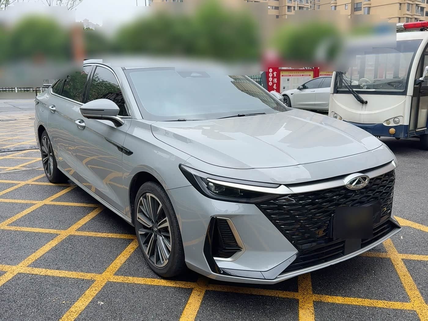 2024 Chery Arrizo 8 front exterior