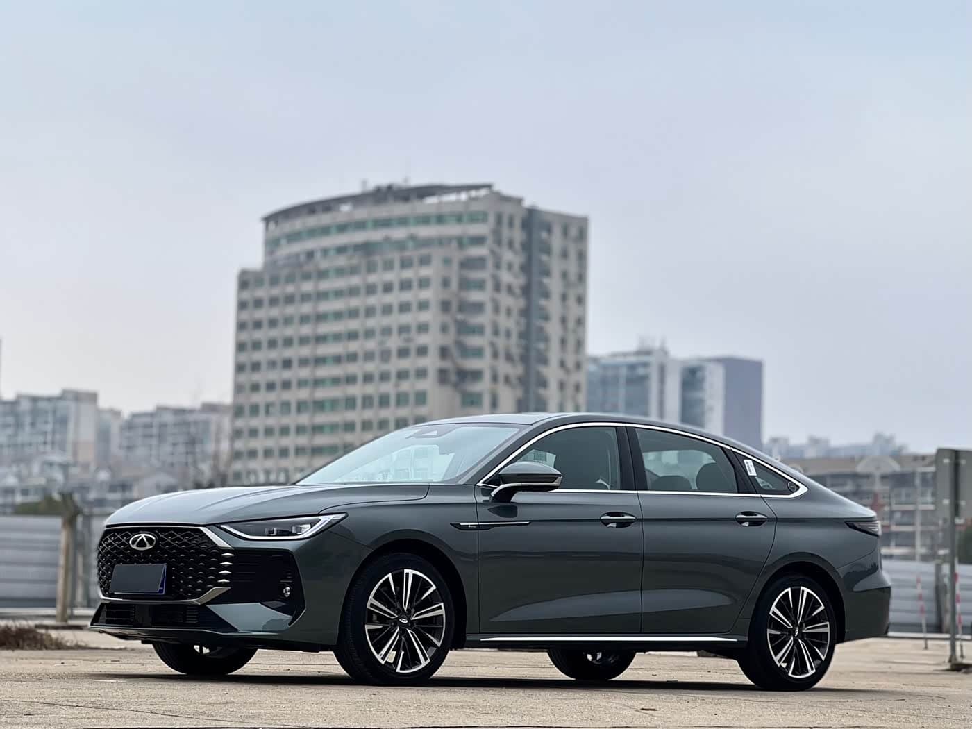 2025 Chery Arrizo 8 PRO front exterior