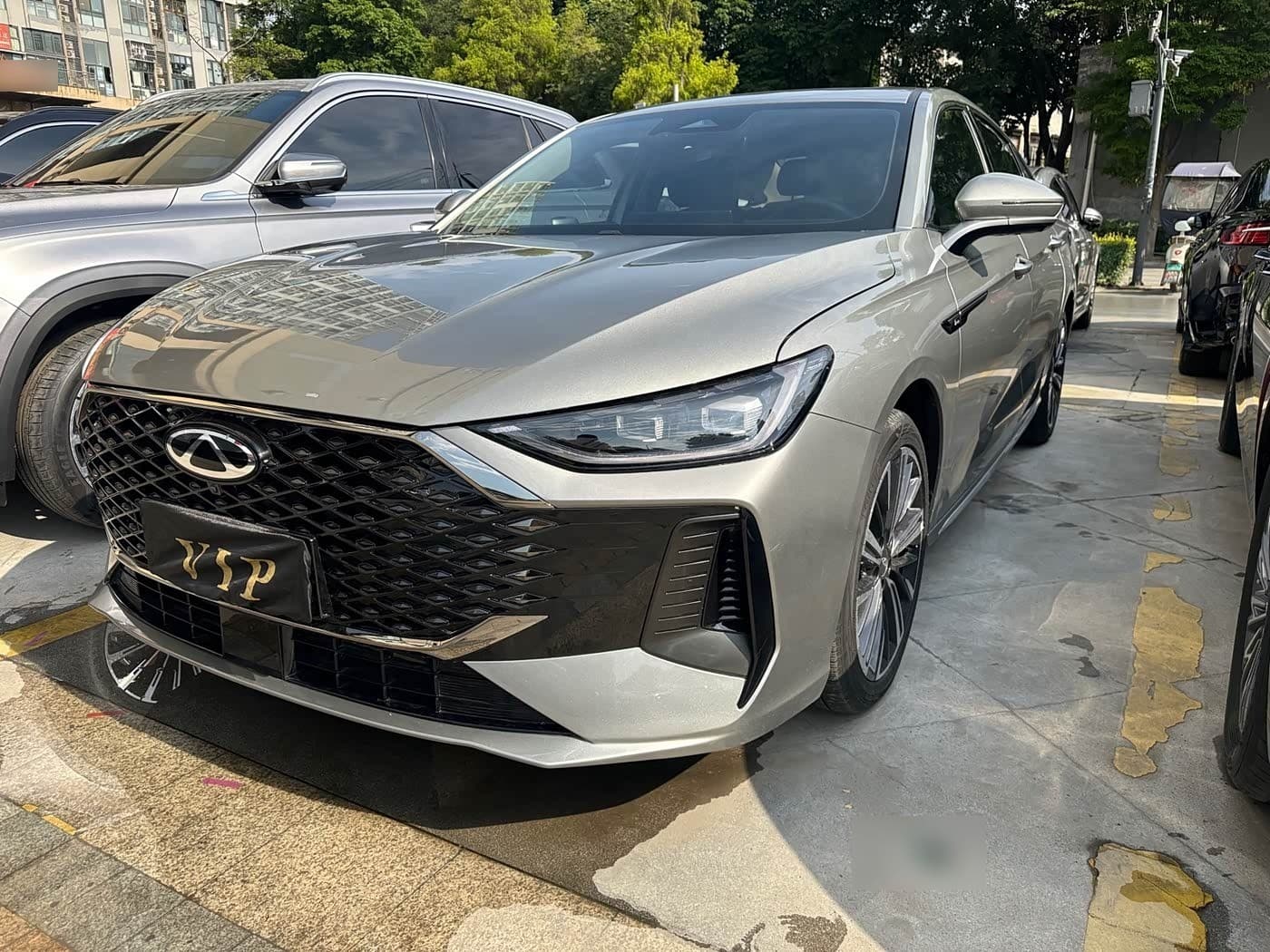 2025 Chery Arrizo 8 PRO front exterior