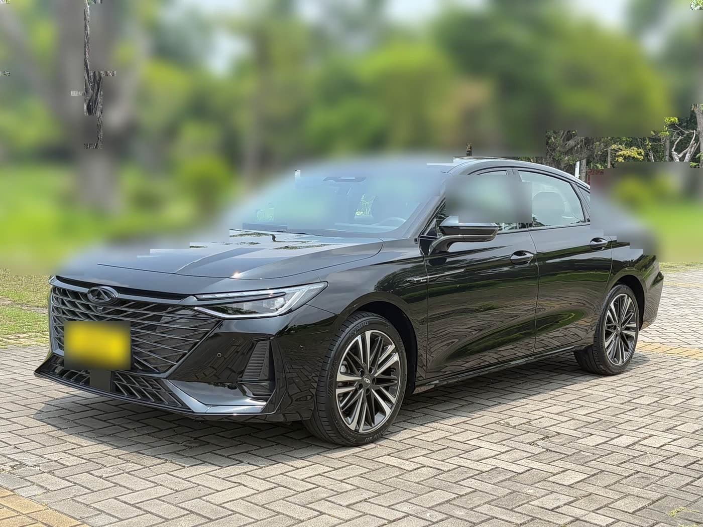 2025 Chery Arrizo 8 front exterior