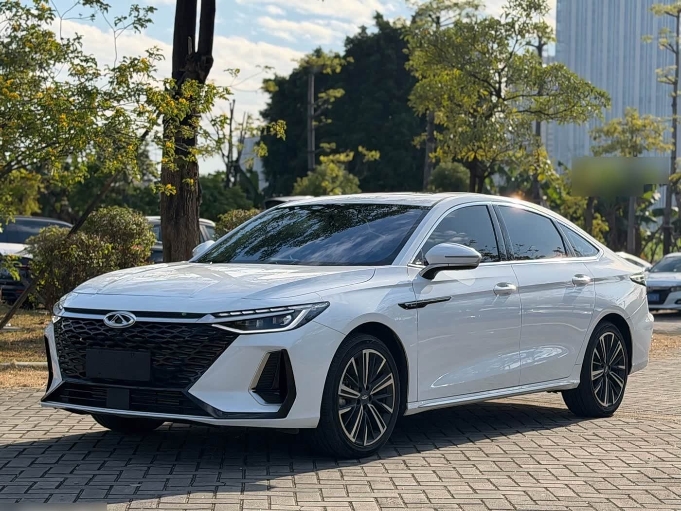 0 Chery Arrizo 8 front exterior