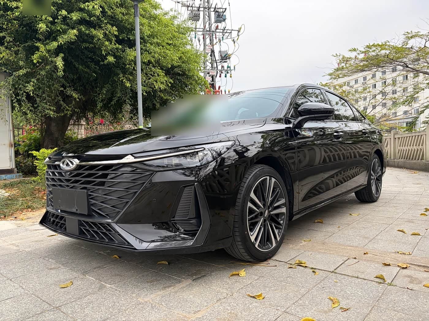 2023 Chery Arrizo 8 front exterior