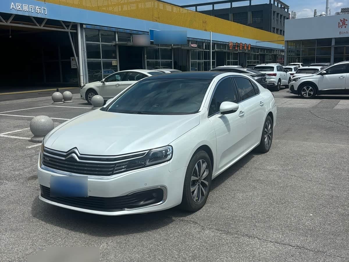 2023 Citroën C6 front exterior
