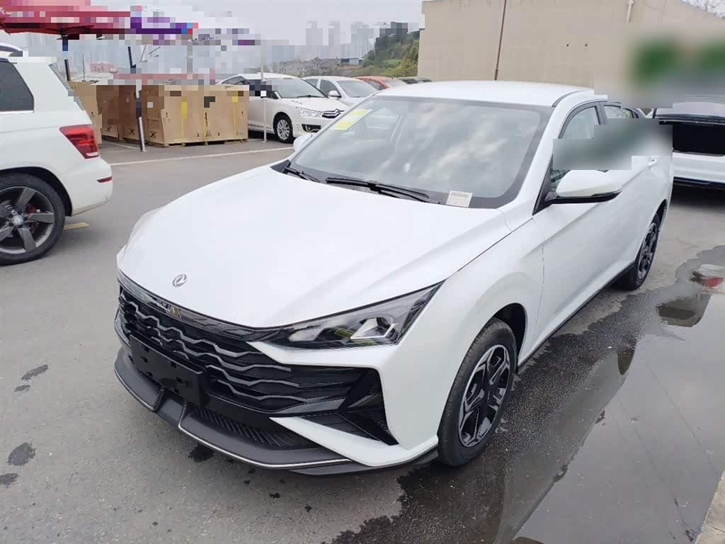 2025 Dongfeng Aeolus Yixuan