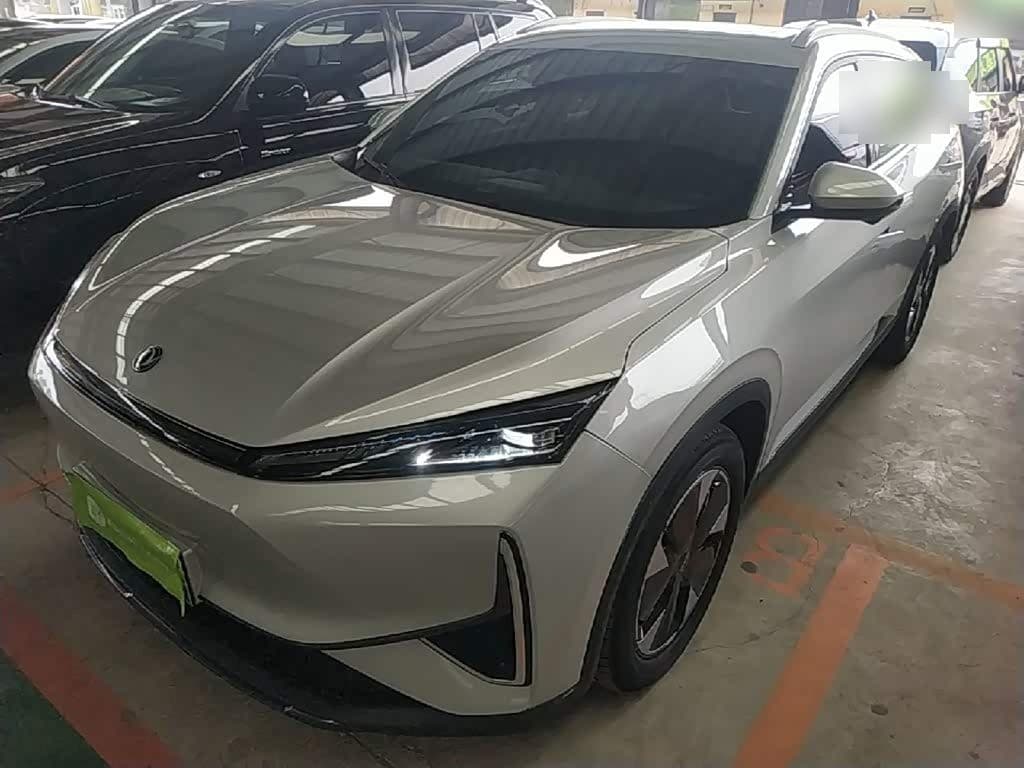 2024 Dongfeng Aeolus Dongfeng Fengshen L7 front exterior