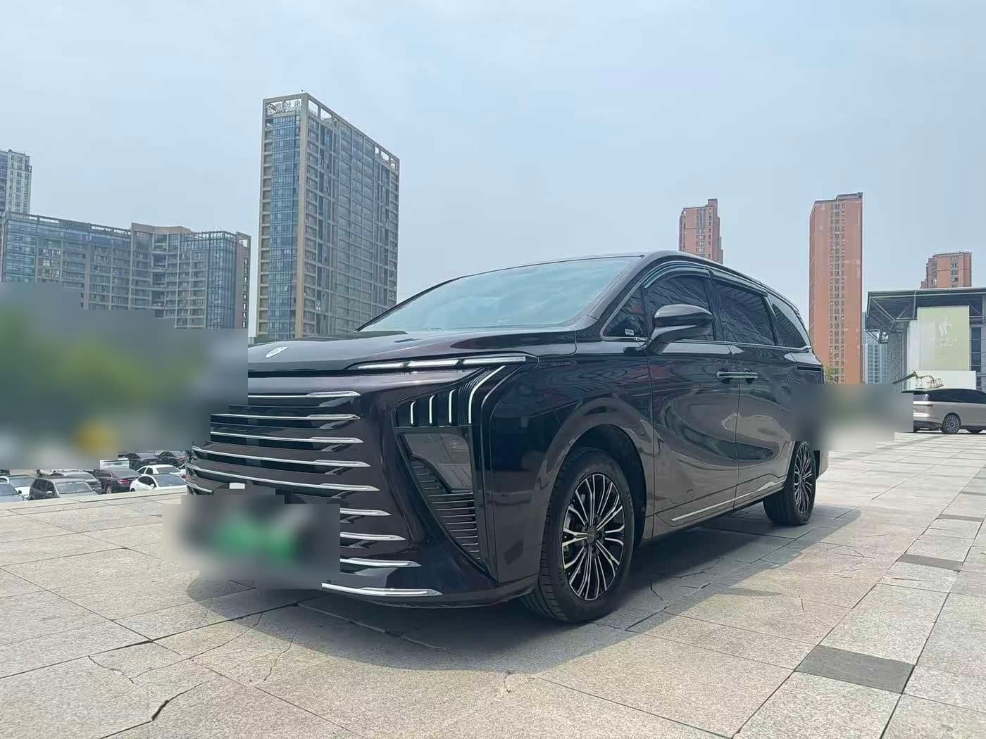 2025 Dongfeng Fengxing Starlight V9