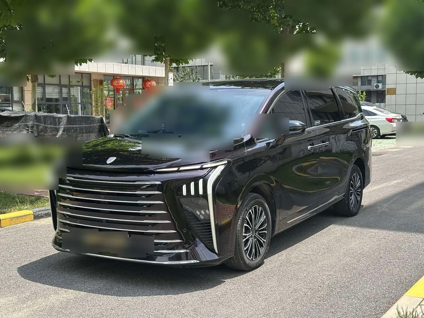 2024 Dongfeng Fengxing Starlight V9 front exterior