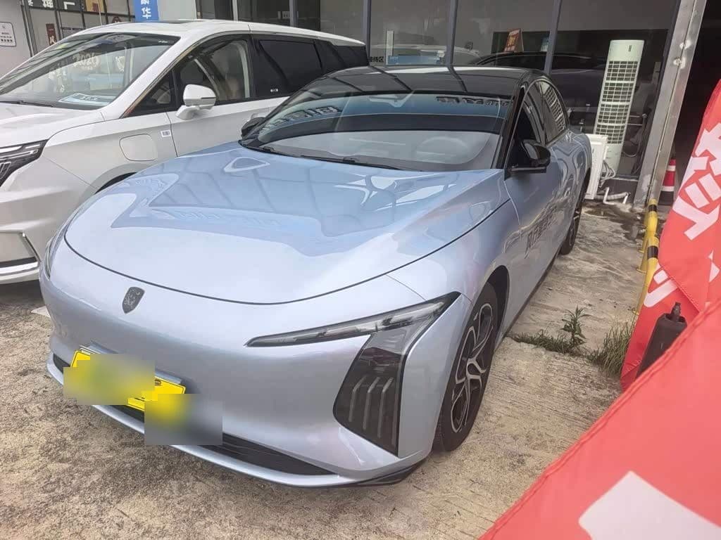 2025 Dongfeng Fengxing Stellar S7