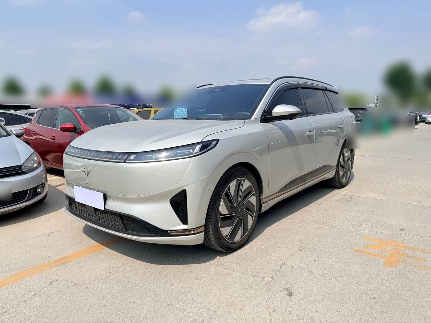 2024 Dongfeng Yipai eπ008 front exterior