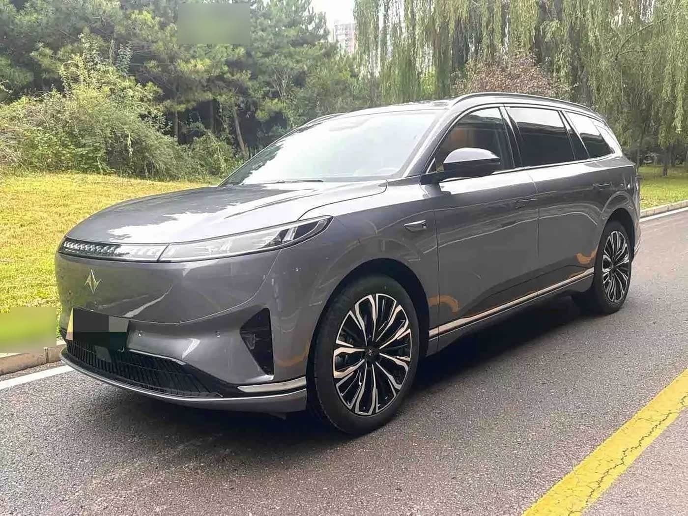 2025 Dongfeng Yipai eπ008 front exterior