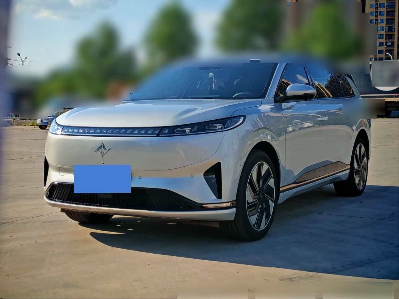 2024 Dongfeng Yipai eπ008 front exterior