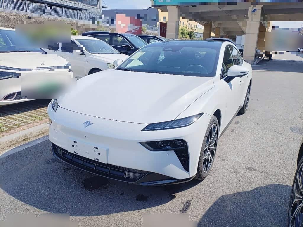 2025 Dongfeng Yipai eπ007 front exterior