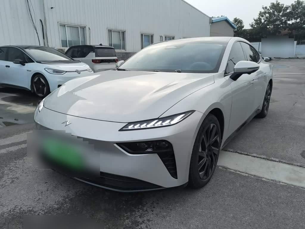 2024 Dongfeng Yipai eπ007 front exterior