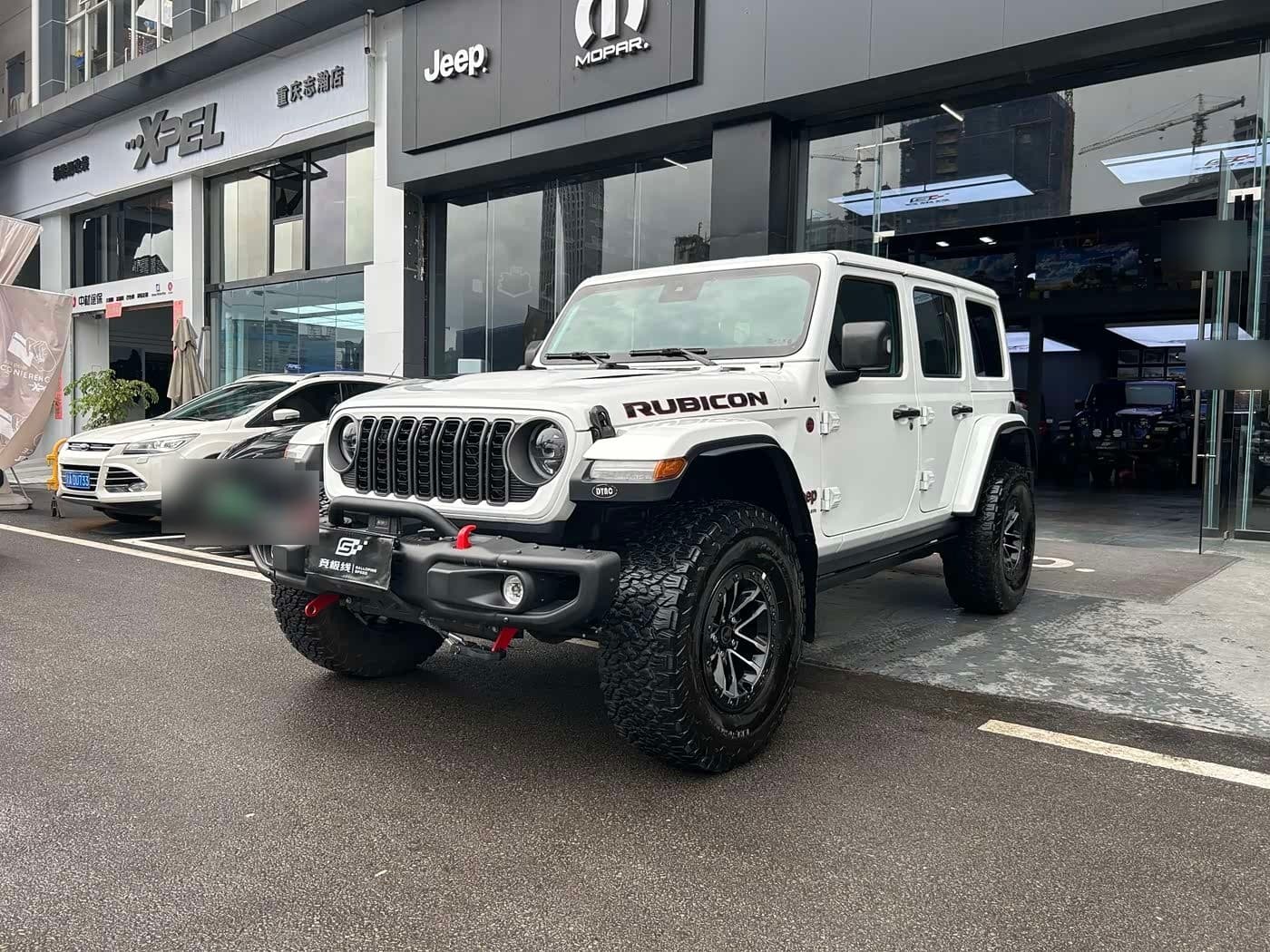 2023 Jeep Wrangler front exterior