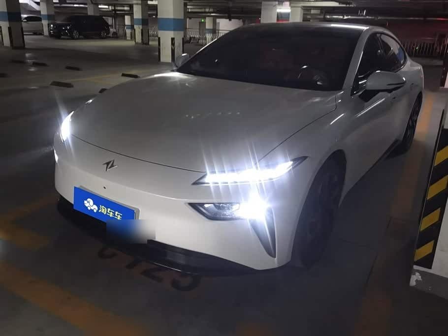2025 Dongfeng Yipai eπ007 front exterior