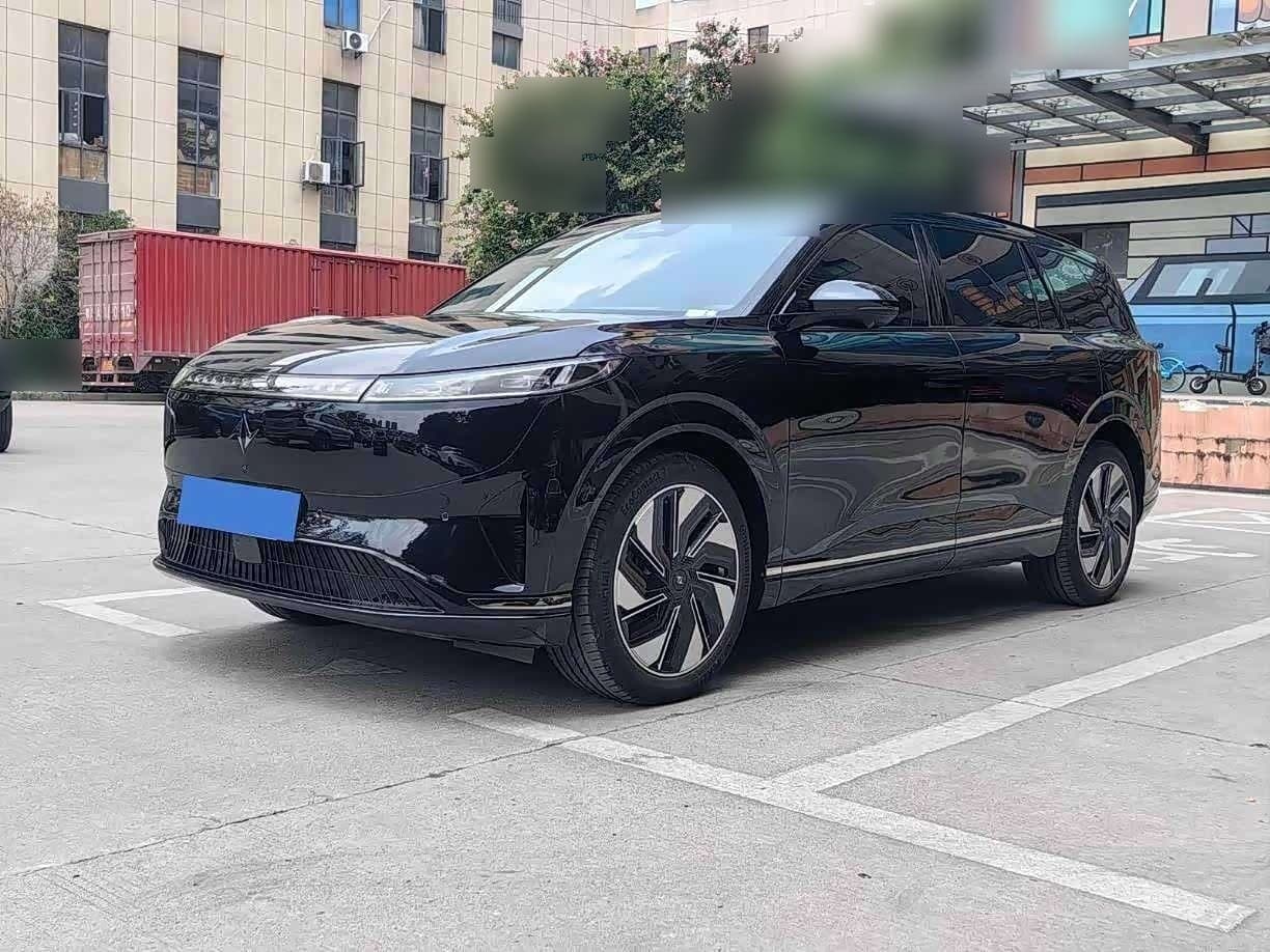 2024 Dongfeng Yipai eπ008 front exterior