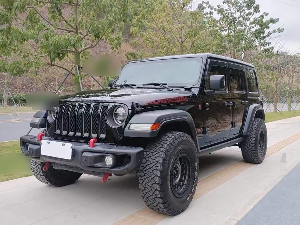 2020 Jeep Wrangler front exterior