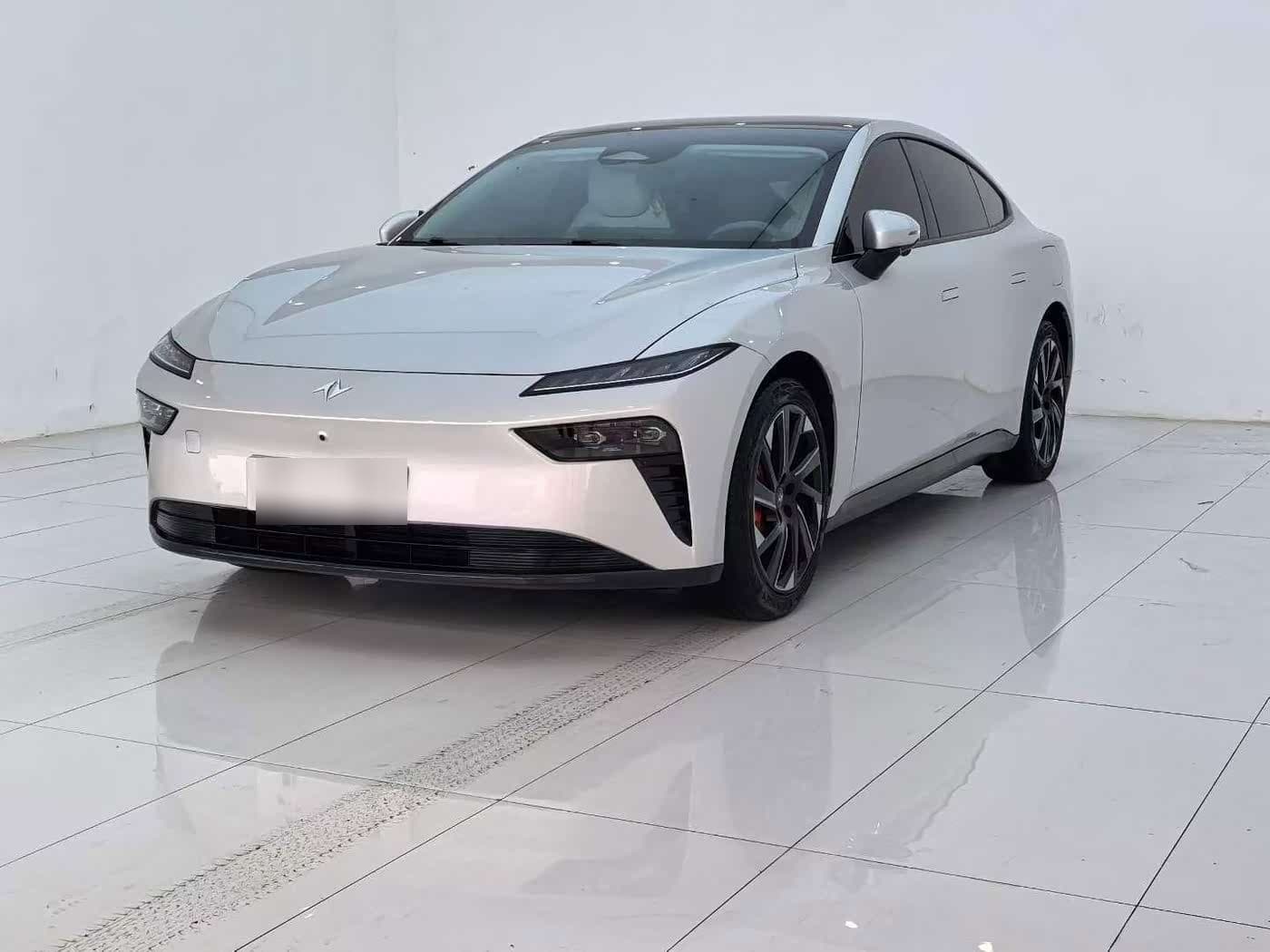 2024 Dongfeng Yipai eπ007 front exterior