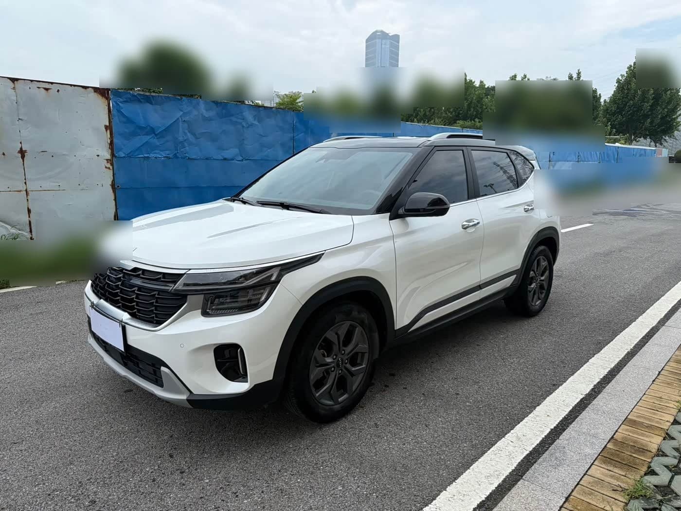 2023 Kia Seltos front exterior