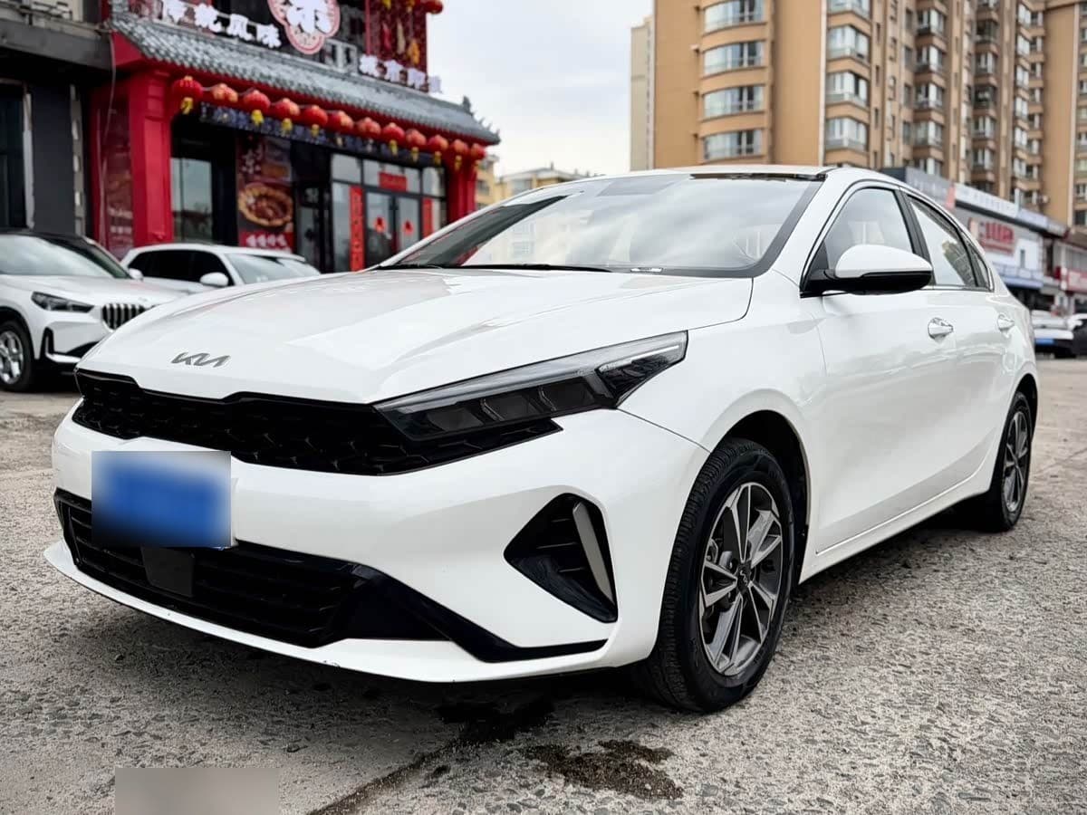 2023 Kia K3 front exterior