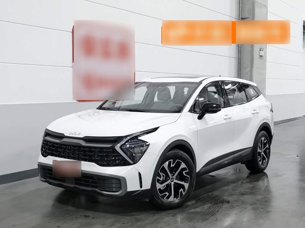 2025 Kia Sportage front exterior