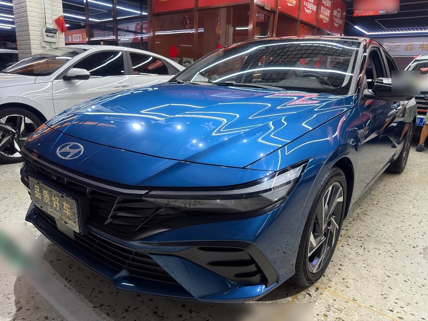 2023 Hyundai Elantra front exterior
