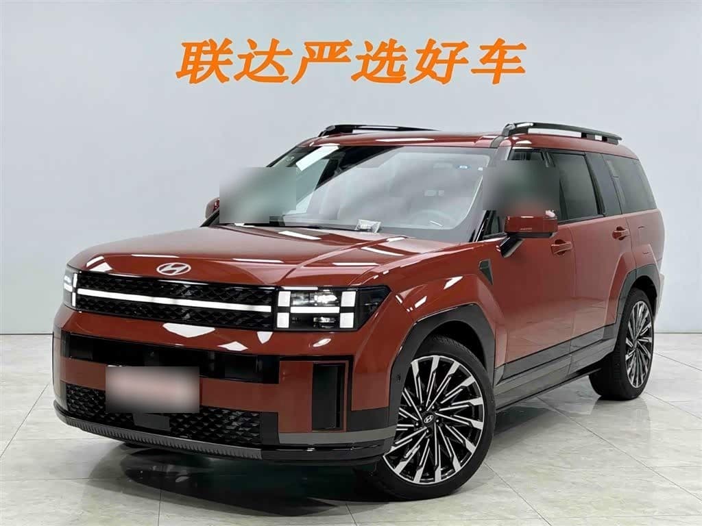 2024 Hyundai Santa Fe front exterior