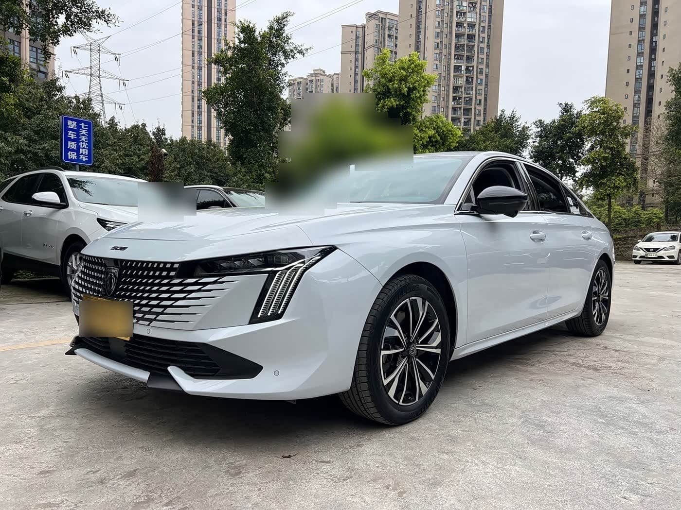 2023 Peugeot 508 front exterior
