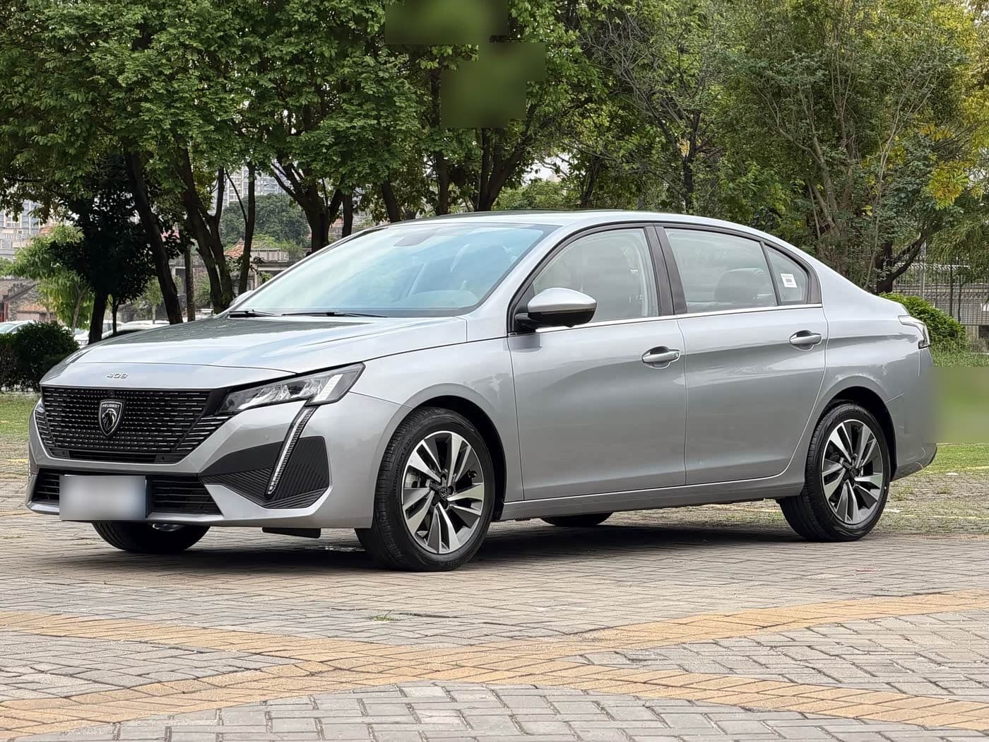 2024 Peugeot 408 front exterior