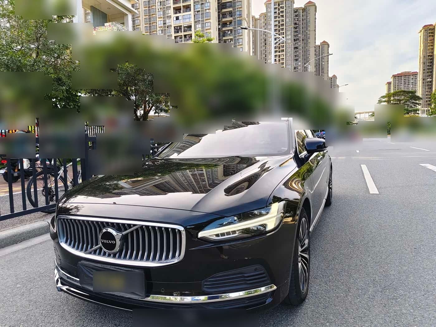 2022 Volvo S90 Plug-in Hybrid