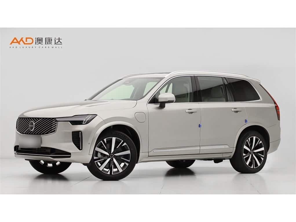 2025 Volvo XC90 Plug-in Hybrid front exterior