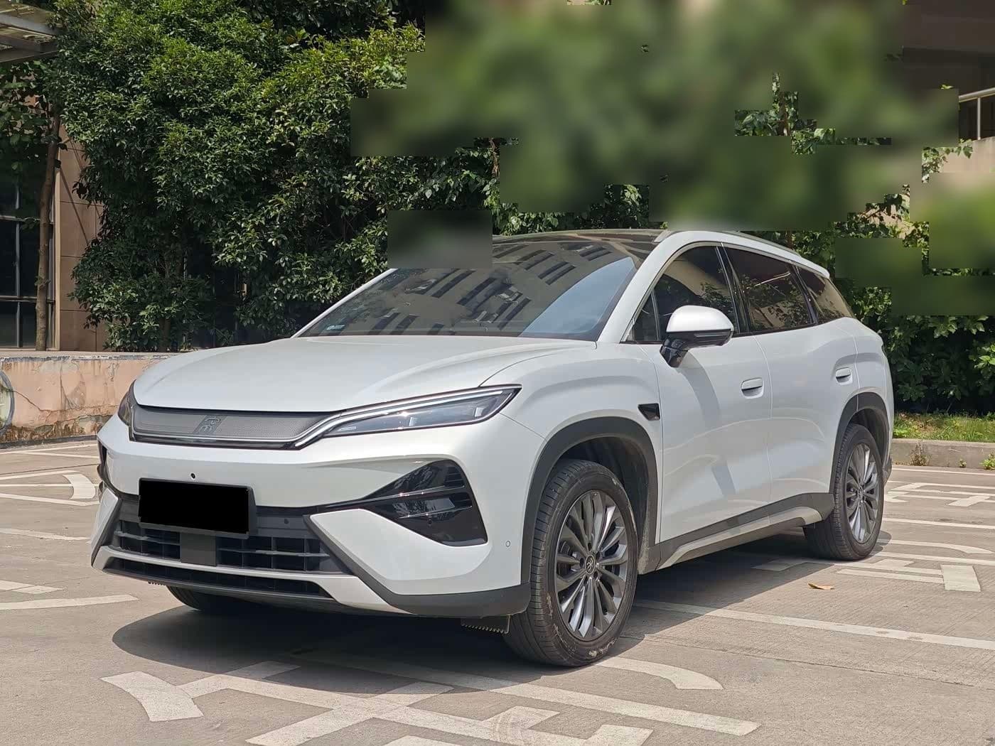 2026 BYD Song Ultra front exterior