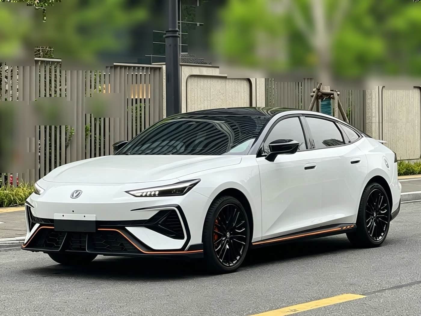 2025 Changan UNI-V front exterior