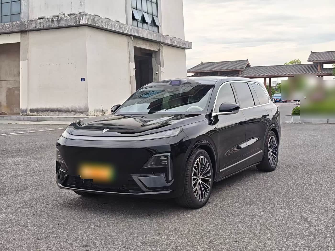 2025 Deepal Deep Blue S09 front exterior