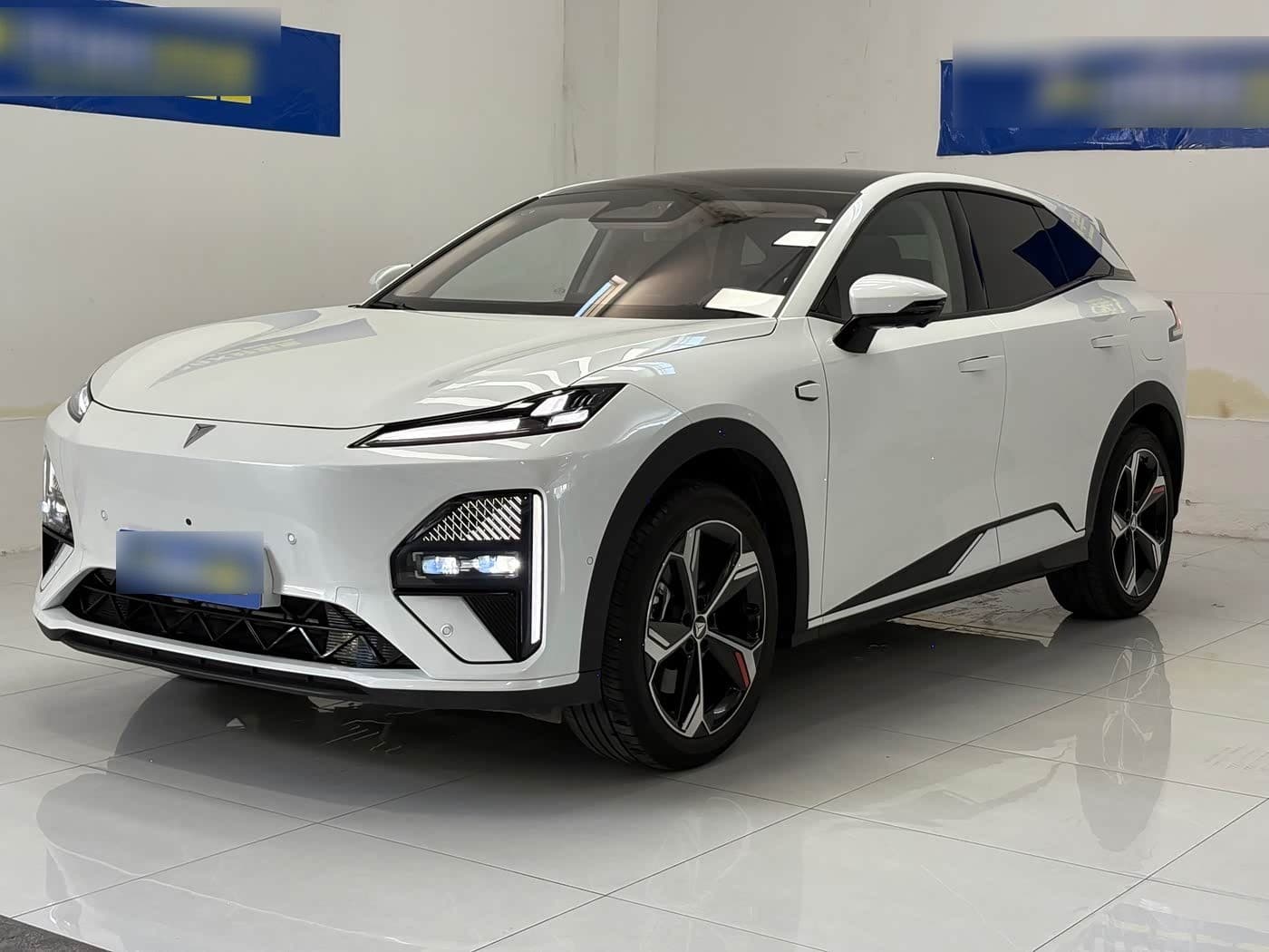 2025 Deepal S07 front exterior