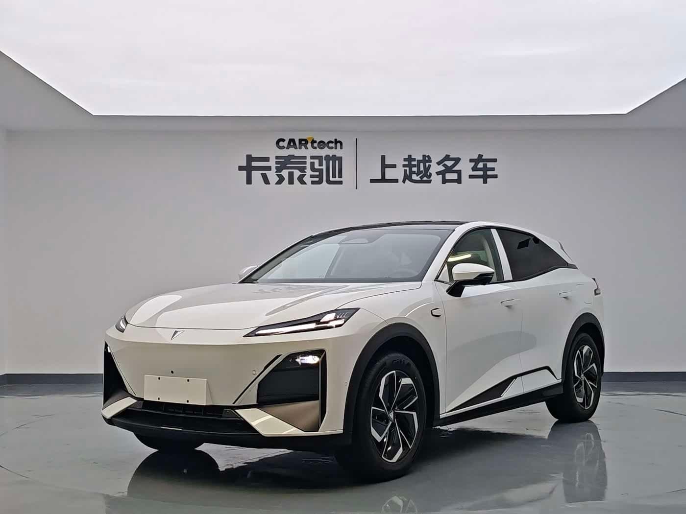 2025 Deepal S07 front exterior