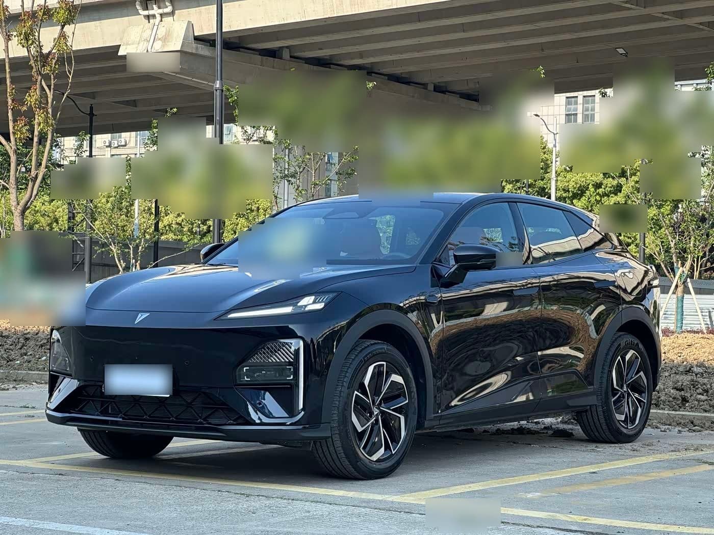 2025 Deepal S07 front exterior