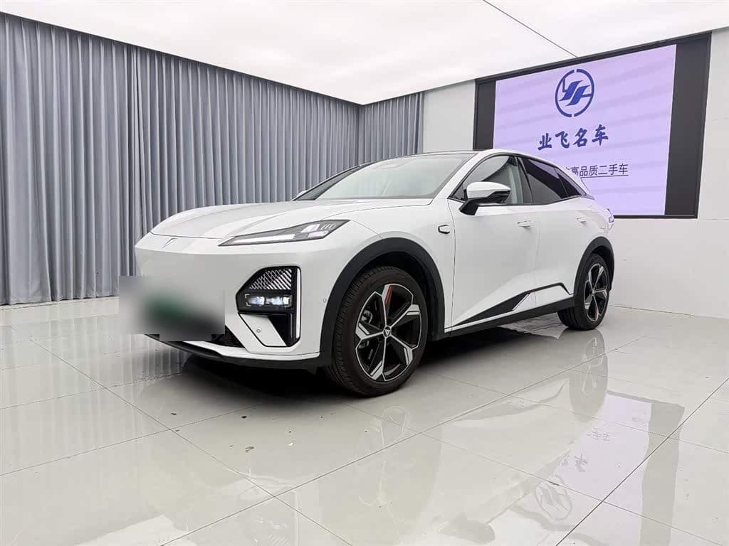 2025 Deepal S07 front exterior