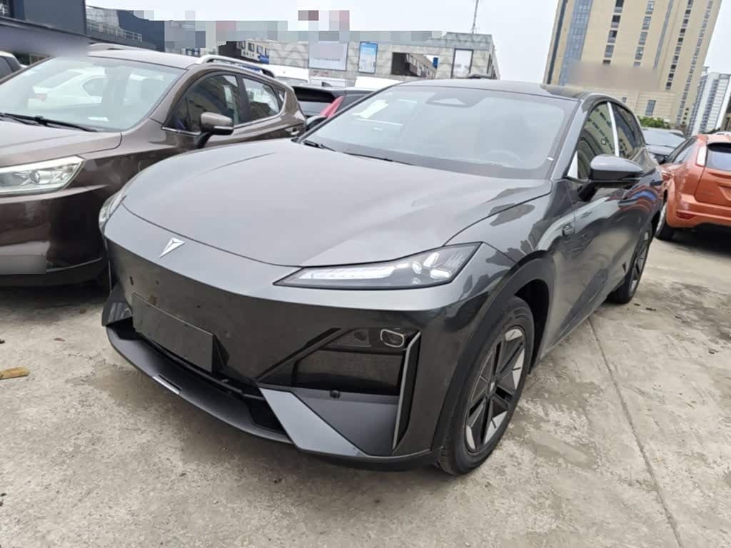 2025 Deepal S07 front exterior
