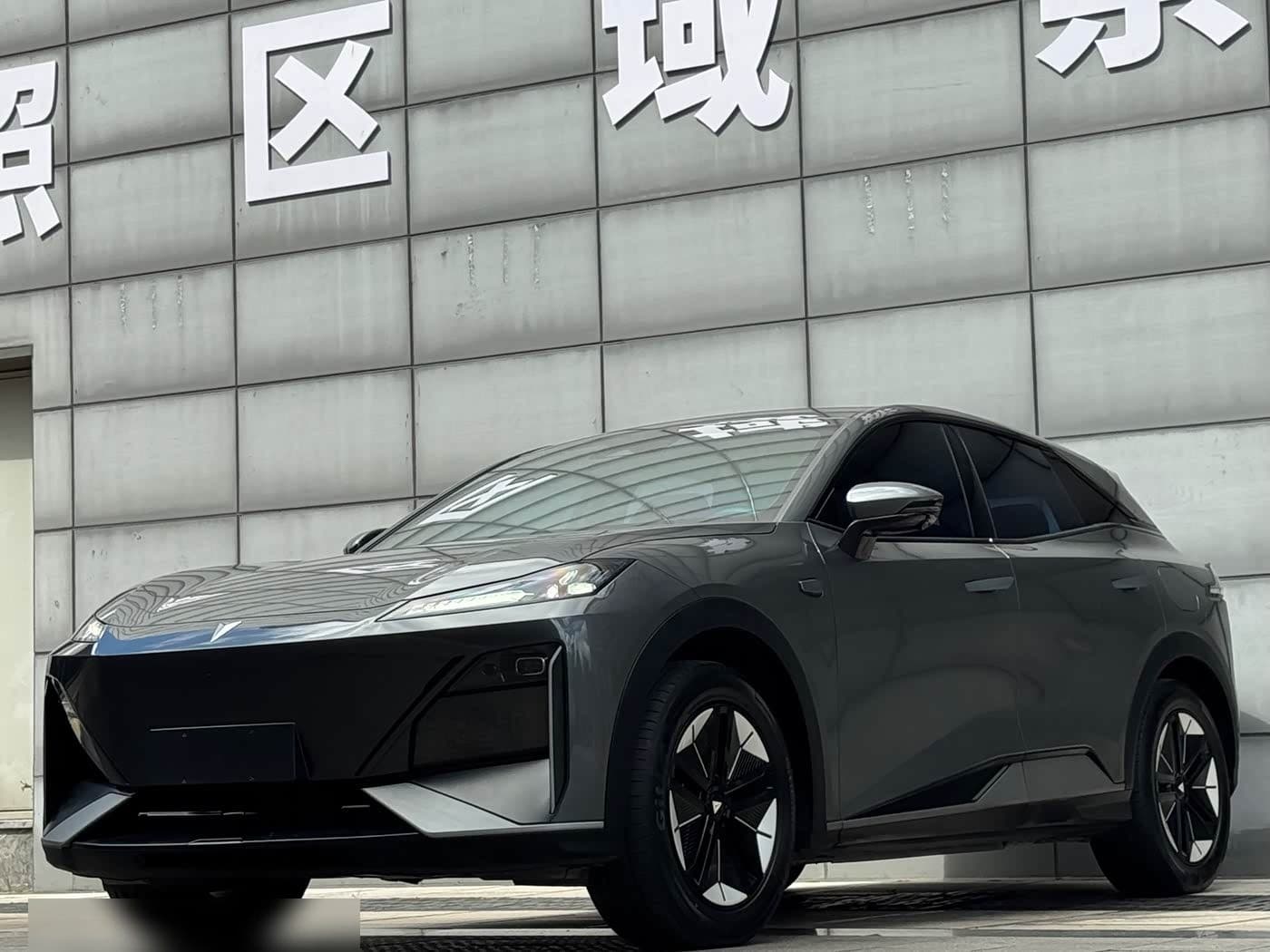2023 Deepal S07 front exterior
