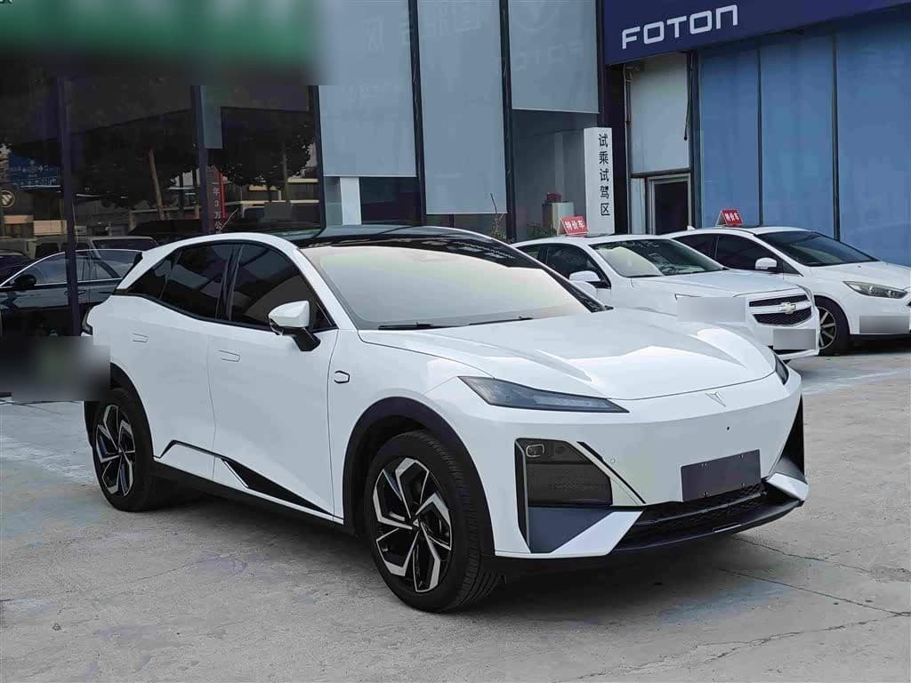 2024 Deepal S07 front exterior